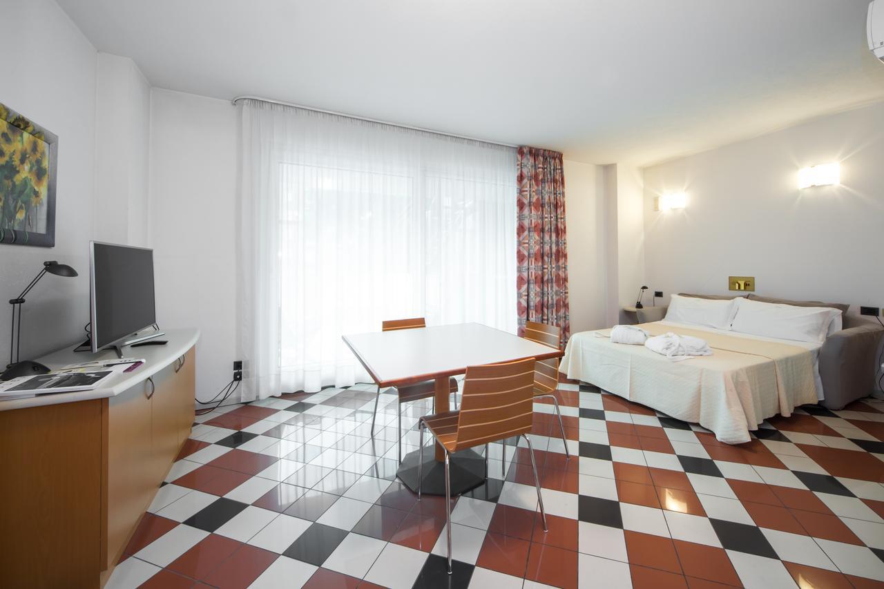 Piazzi House Aparthotel Sondrio Eksteriør bilde