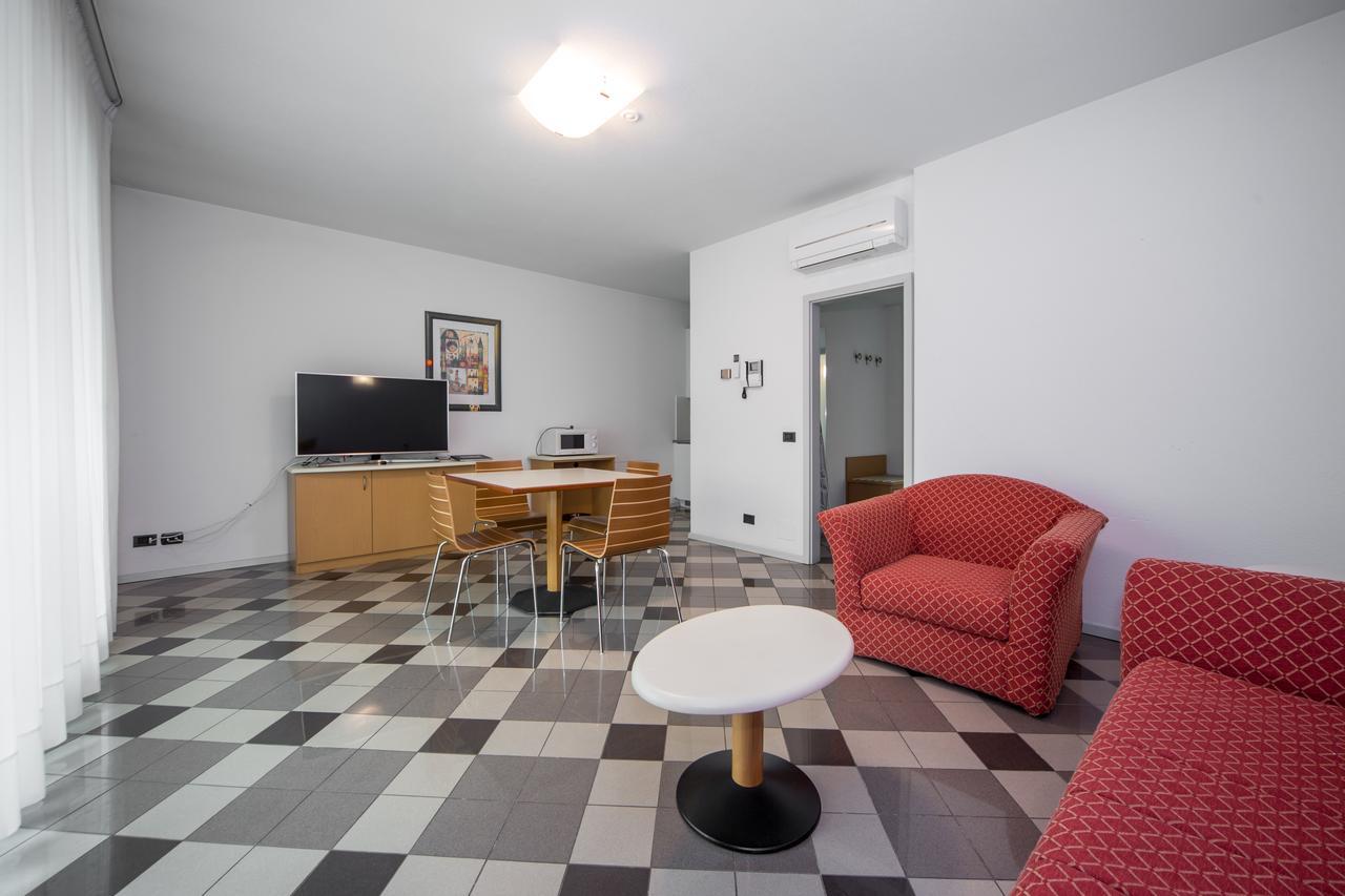 Piazzi House Aparthotel Sondrio Eksteriør bilde