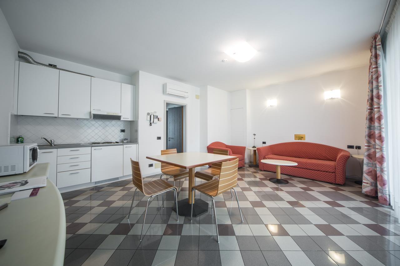 Piazzi House Aparthotel Sondrio Eksteriør bilde