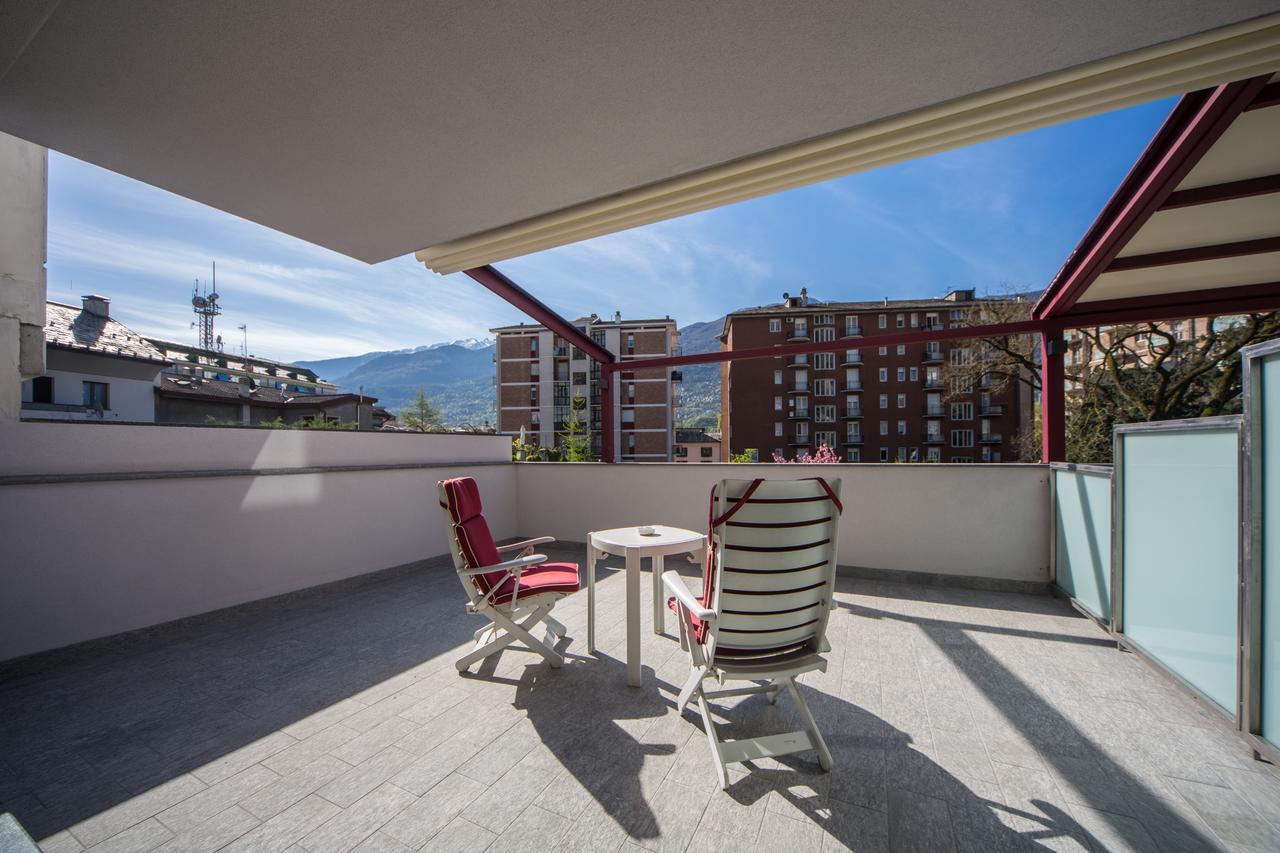 Piazzi House Aparthotel Sondrio Eksteriør bilde